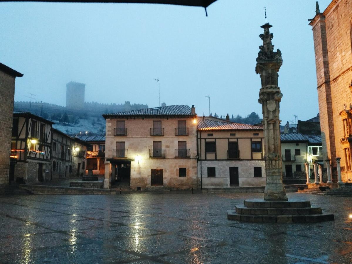 Alojamientos Palacete Penaranda de Duero Exterior foto